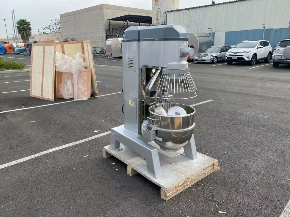 NEW 60 Quart Commercial Mixer Gear Driven 3 Speed Bakery Kitchen Equipment NSF