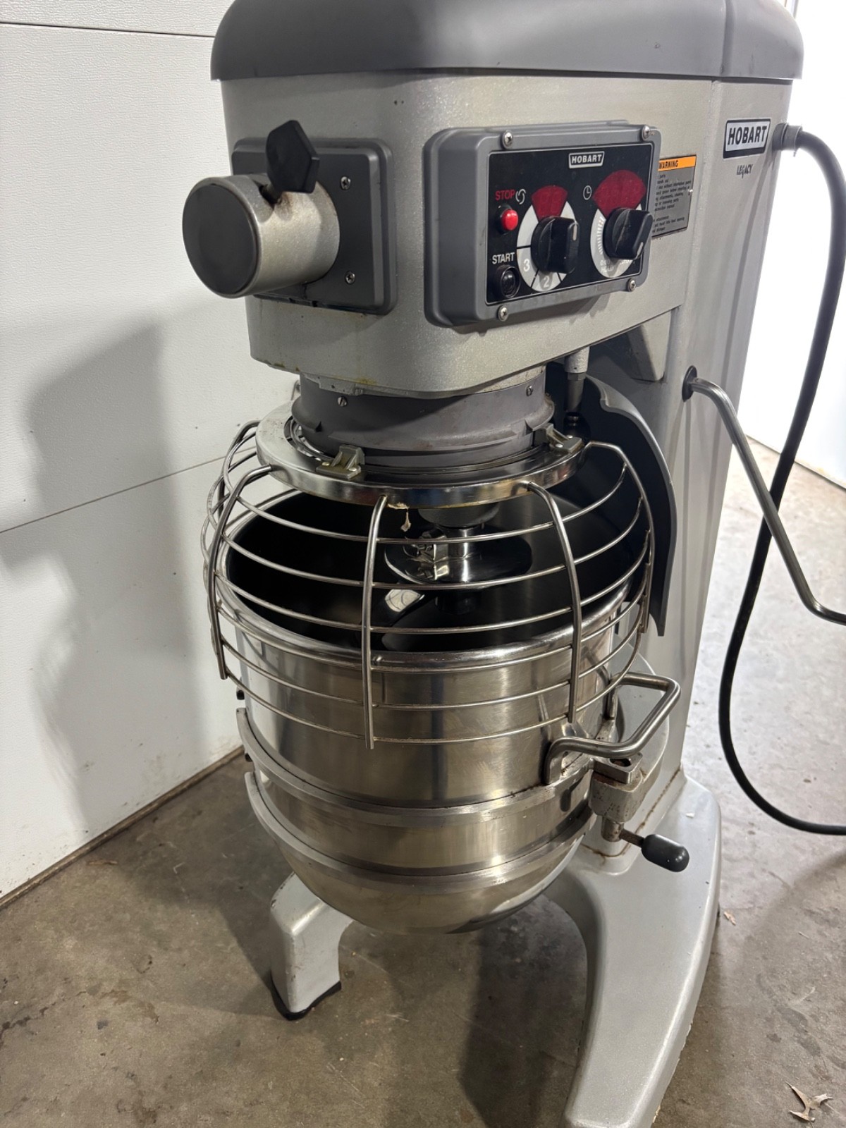 Hobart Legacy HL400 40 Quart Mixer w/ ALL STAINLESS Hook WORKS GREAT!