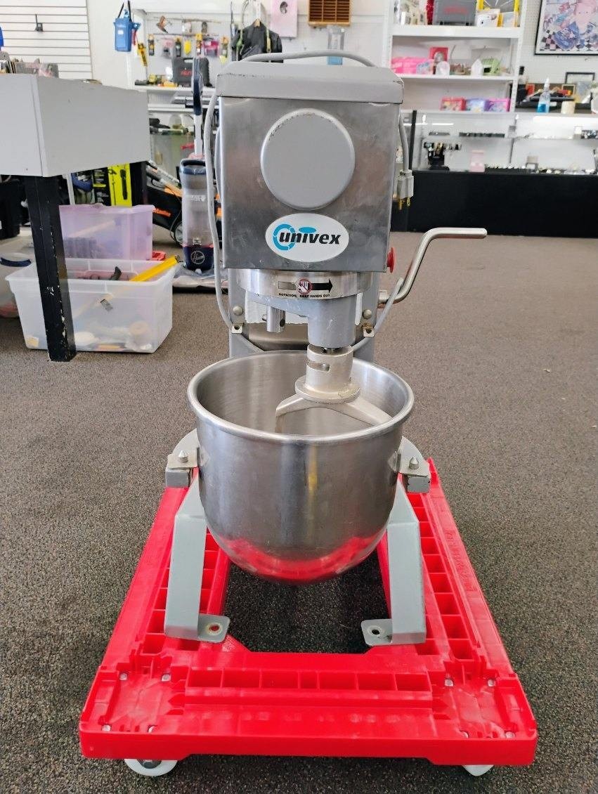Univex SRM12 W/O Countertop 12 qt Planetary Mixer with Guard, Variable Speed,…