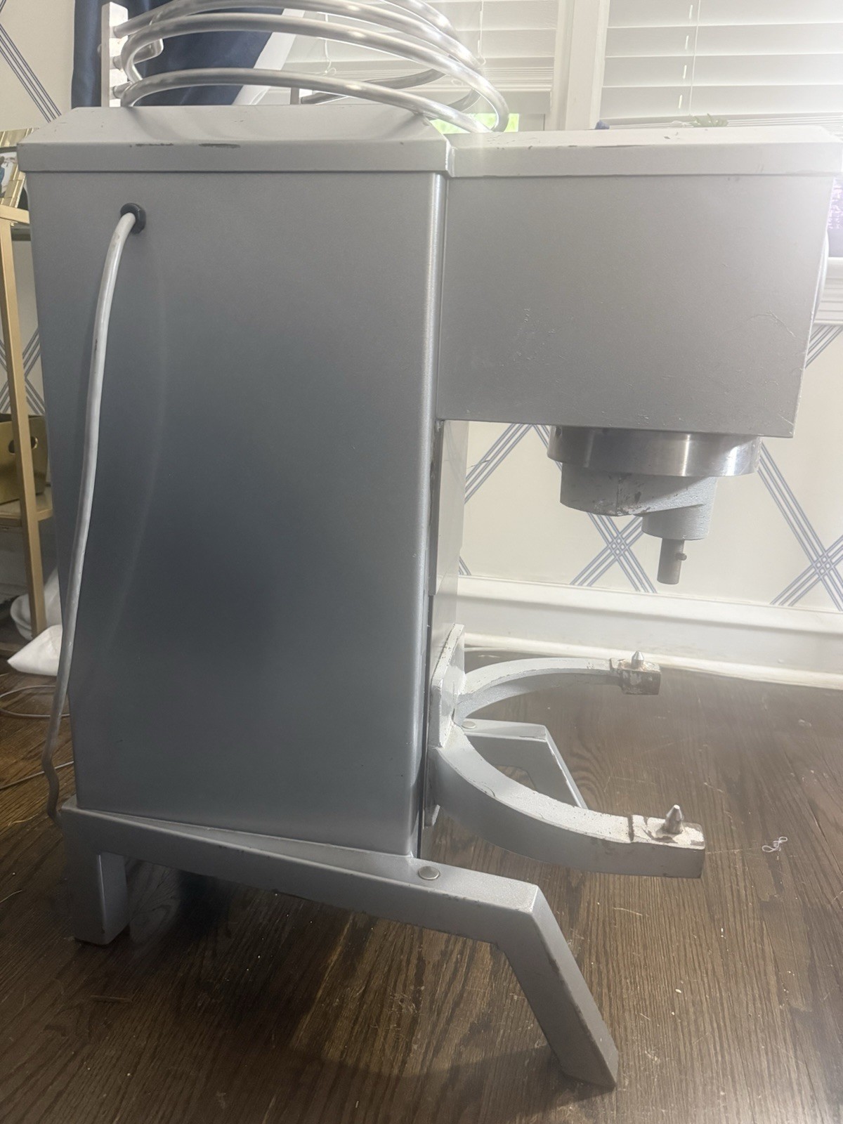 Univex SRM12 12 Qt Commercial Mixer Working