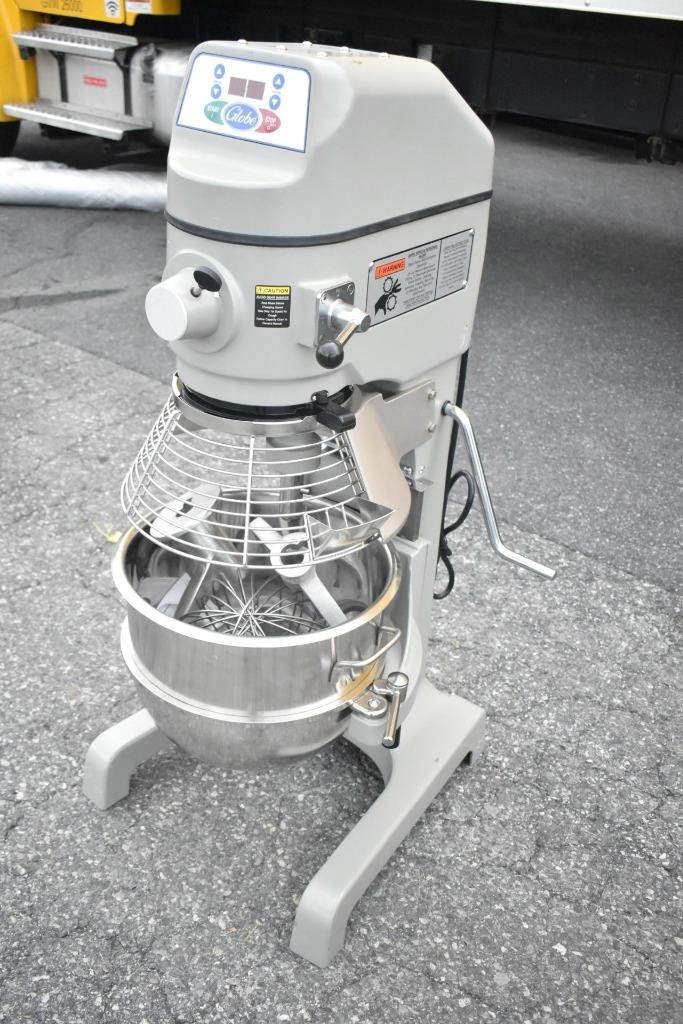 NEW 2025 Globe SP30 30 Qt Dough Mixer S/S Bowl/Guard/Dough Hook/Paddle/Whisk