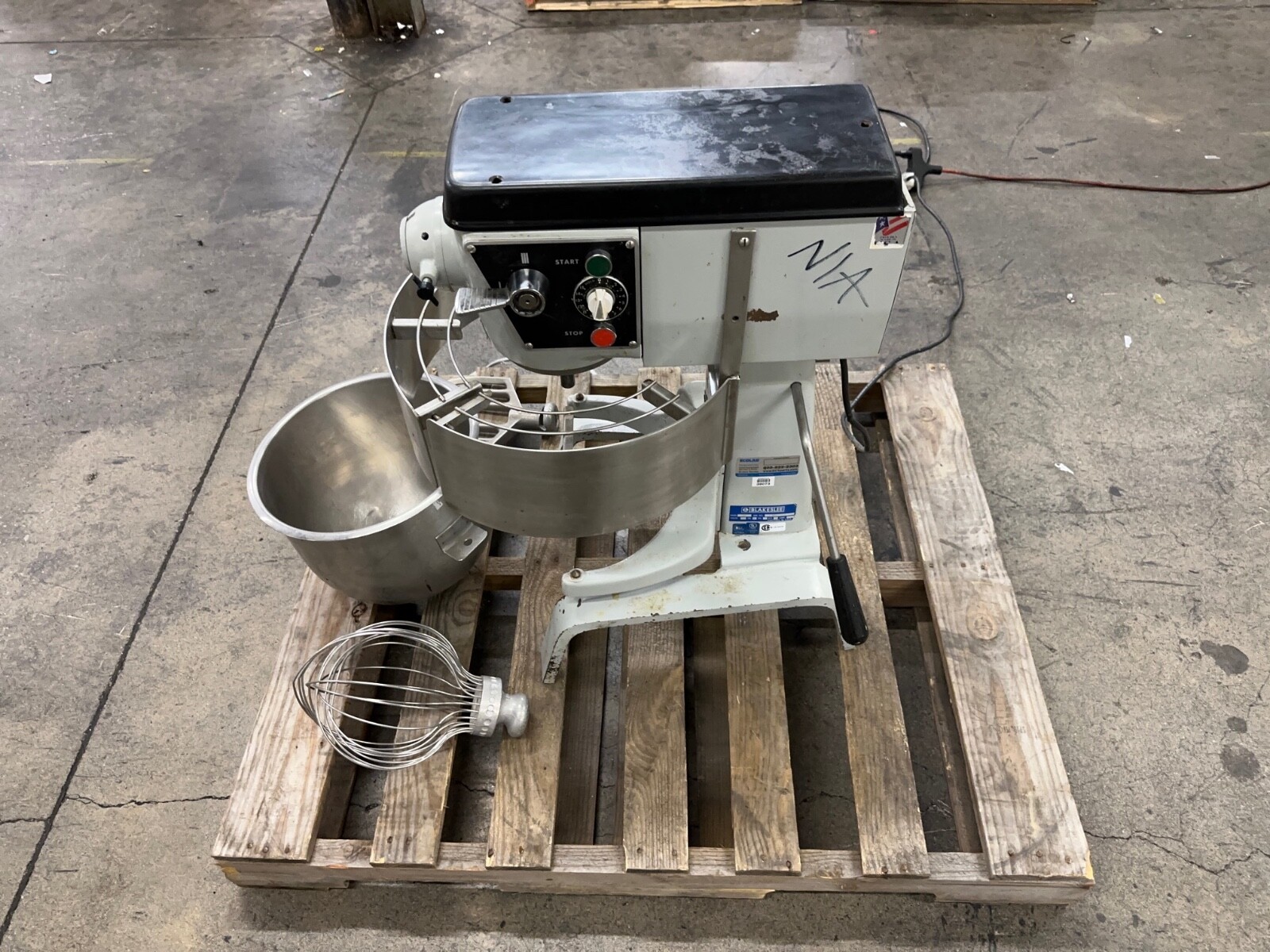 Blakeslee 20 Quart Bench Planetary Mixer B-20