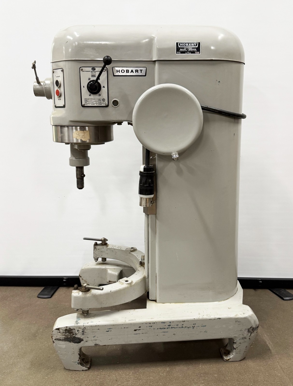 HOBART H600 COMMERCIAL 60 QT BAKERY DOUGH MIXER 1HP 3ø 208V 4-Speed H-600