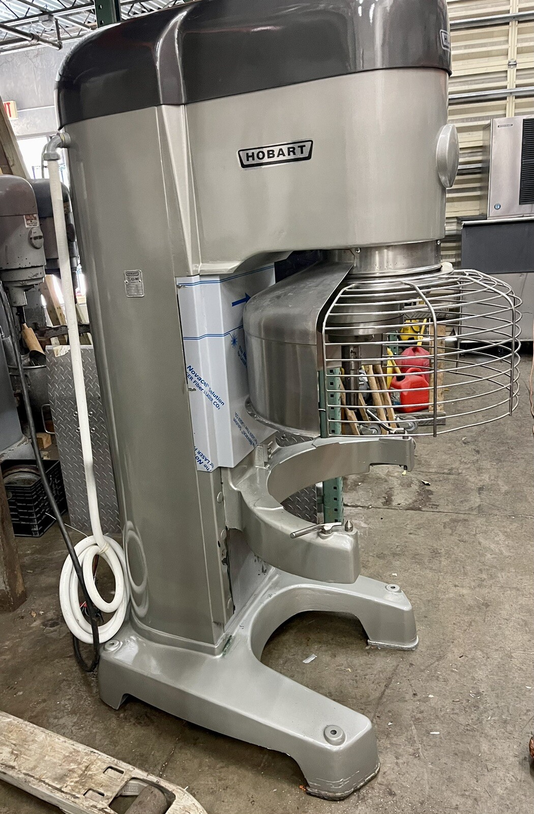 Hobart 140qt mixer V1401 Mixer Bowl Guard W Stainless Steel Bowl 1 Attachment