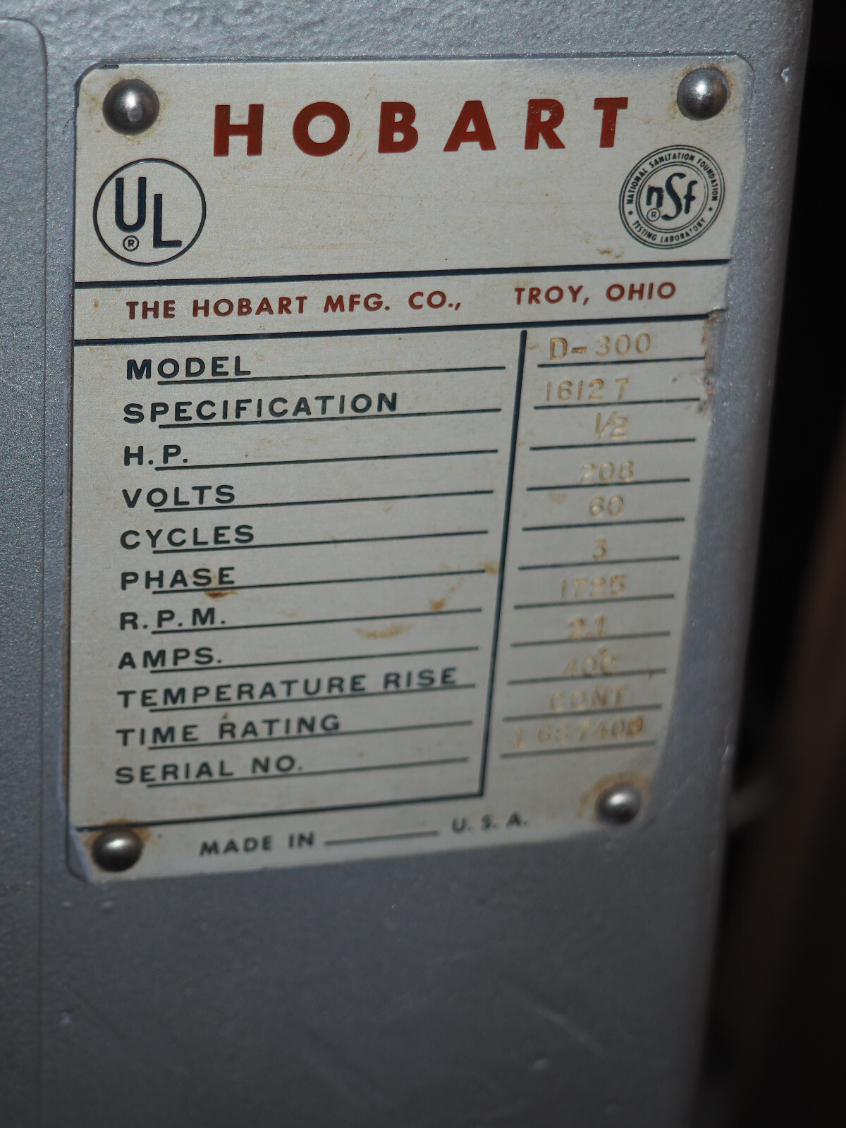 HOBART D300 30 Quart MIXER NICE 3 Bowls, Hook, Whip, Paddle, Pelican, Dolly