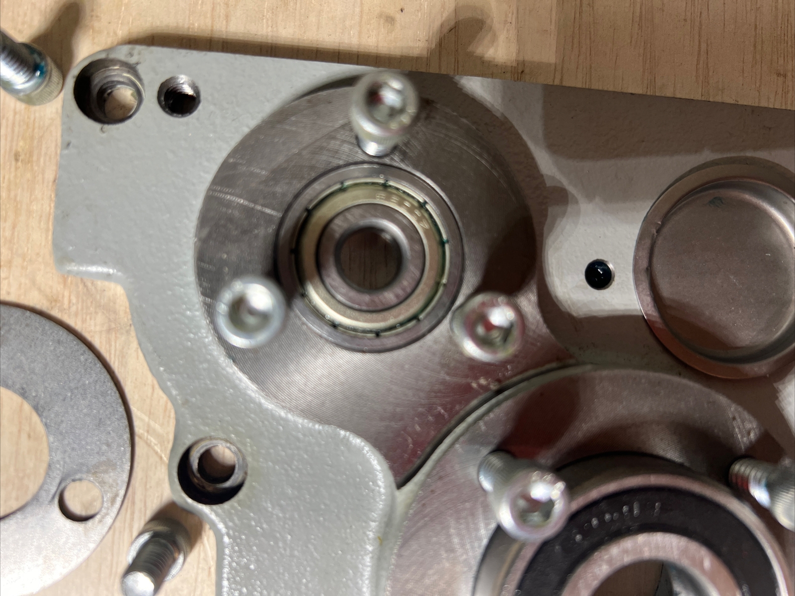 Genuine Hobart HL200 20qt Mixer Transmission & Bearing Cover Assembly