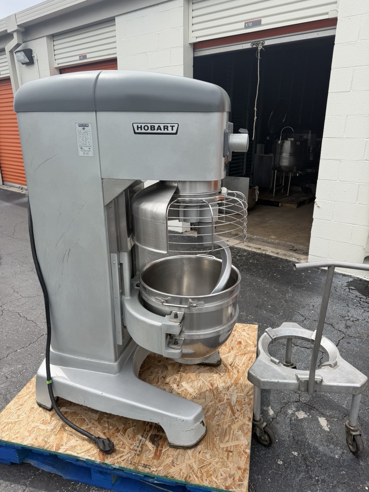 Hobart legacy HL600 60 Qt Bakery Dough Mixer W Guard Bowl & Hook 1 & 3 Phase