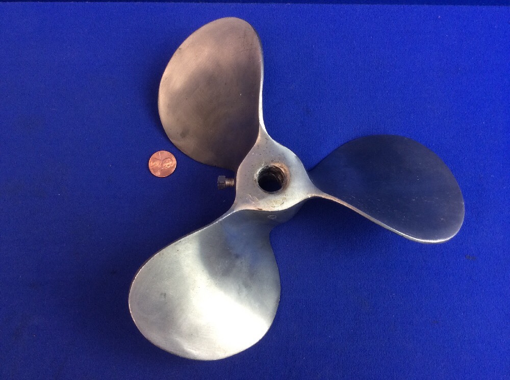 LIGHTNIN A100 IMPELLER Marine Propeller 8.9″Dia x 5/8″ BORE