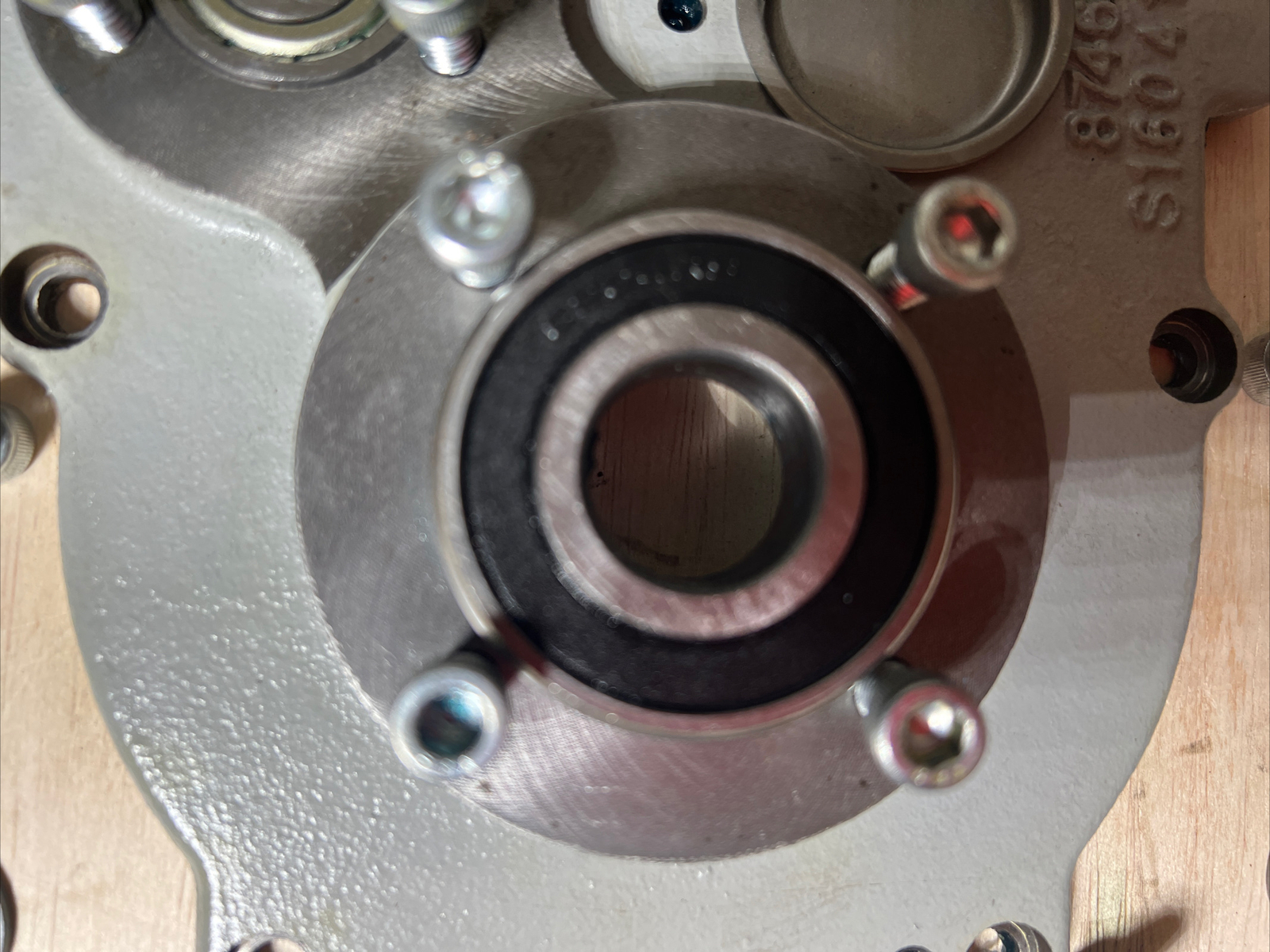 Genuine Hobart HL200 20qt Mixer Transmission & Bearing Cover Assembly