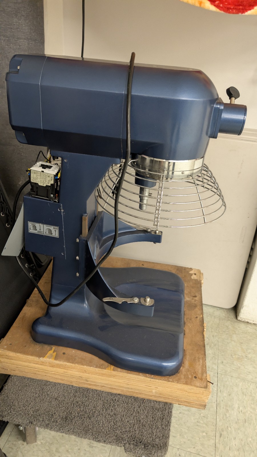 FOR CHARITY: Waring WSM20LT 20 Qt Luna Planetary Countertop Mixer – PLEASE READ