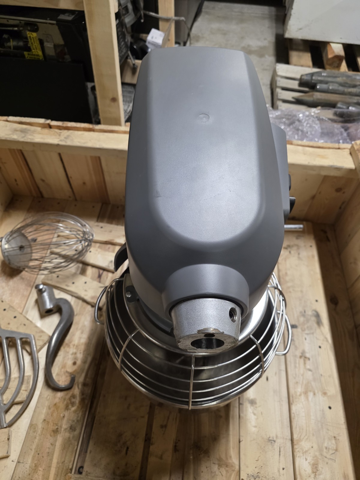 HOBART HL200 20 QT Planetary DOUGH MIXER w/ Hook Whisk and Paddle VERY NICE