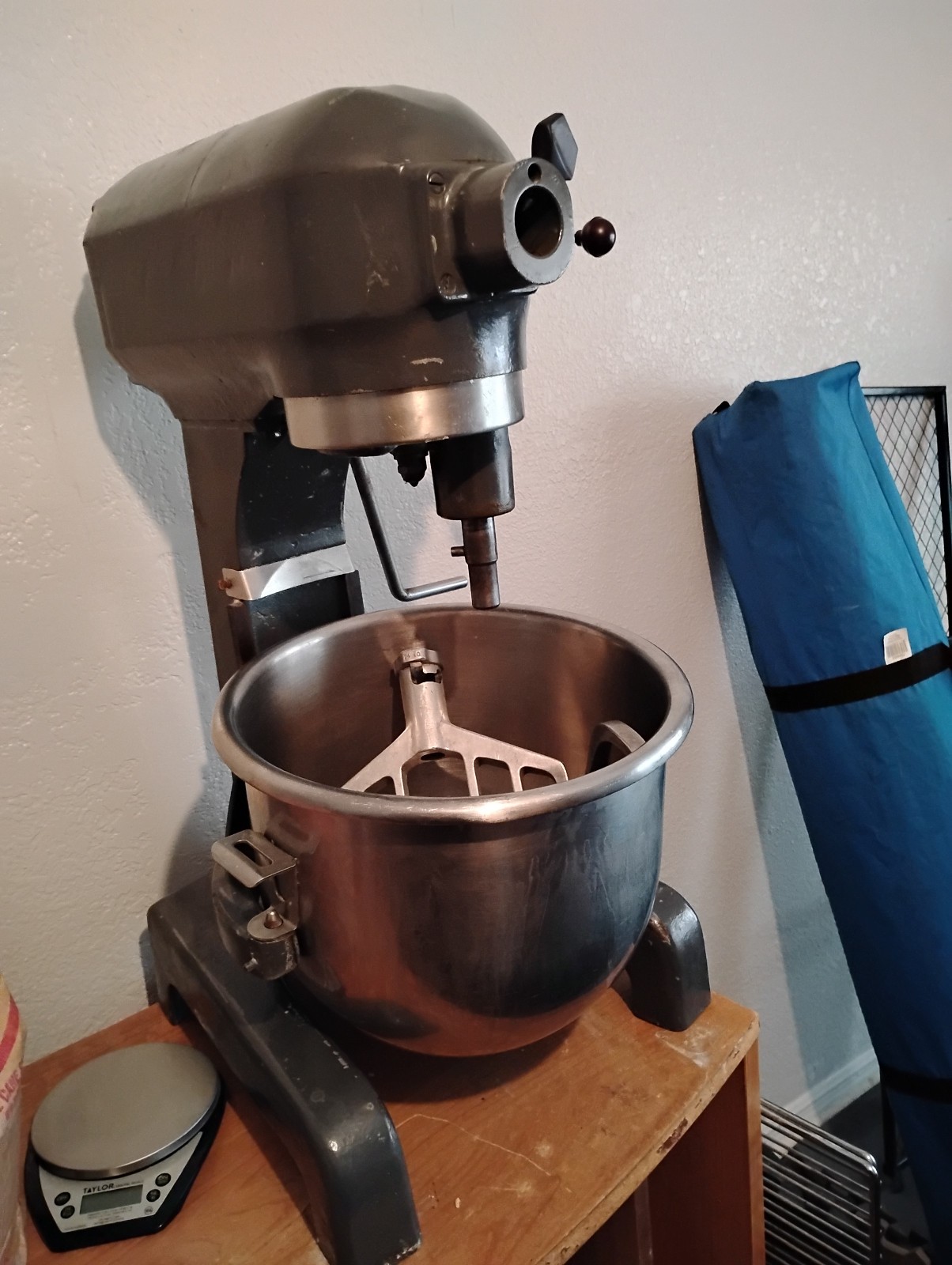 HOBART A-200T 20 QT Mixer With Bowl & Dough Hook TESTED!