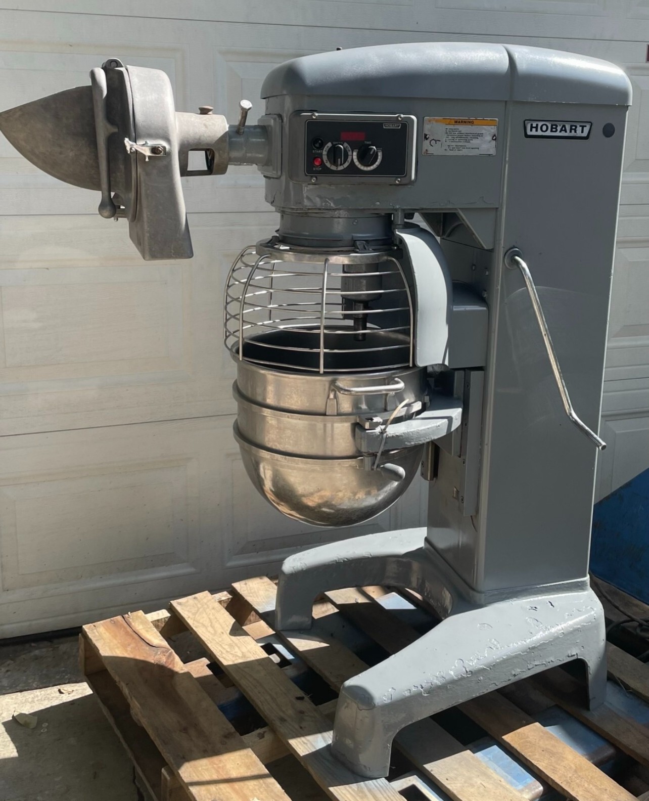 Hobart HL300-3STD 30-Quart All Purpose Legacy Floor Mixer