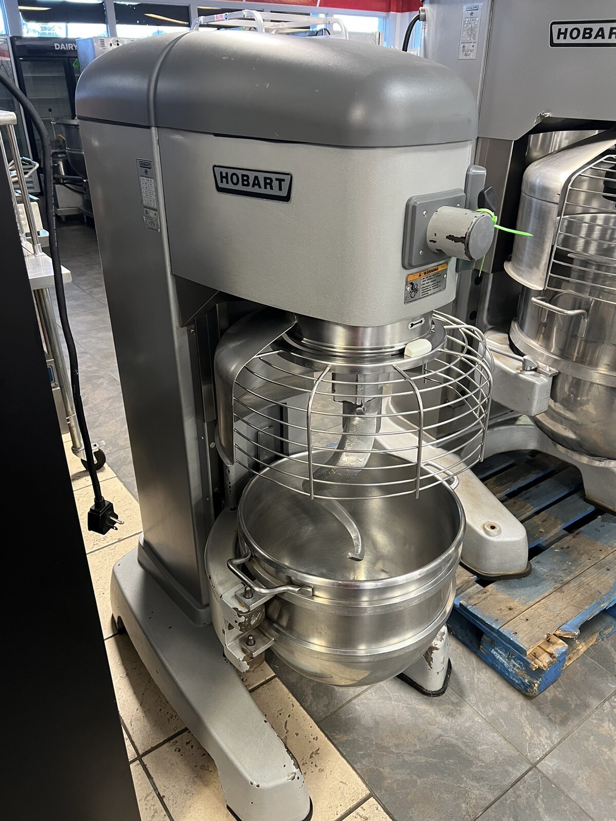 Hobart HL600/662 -60 qt Planetary Mixer -Floor Model, 2.7 hp, 200/240v, 1 Or 3ph