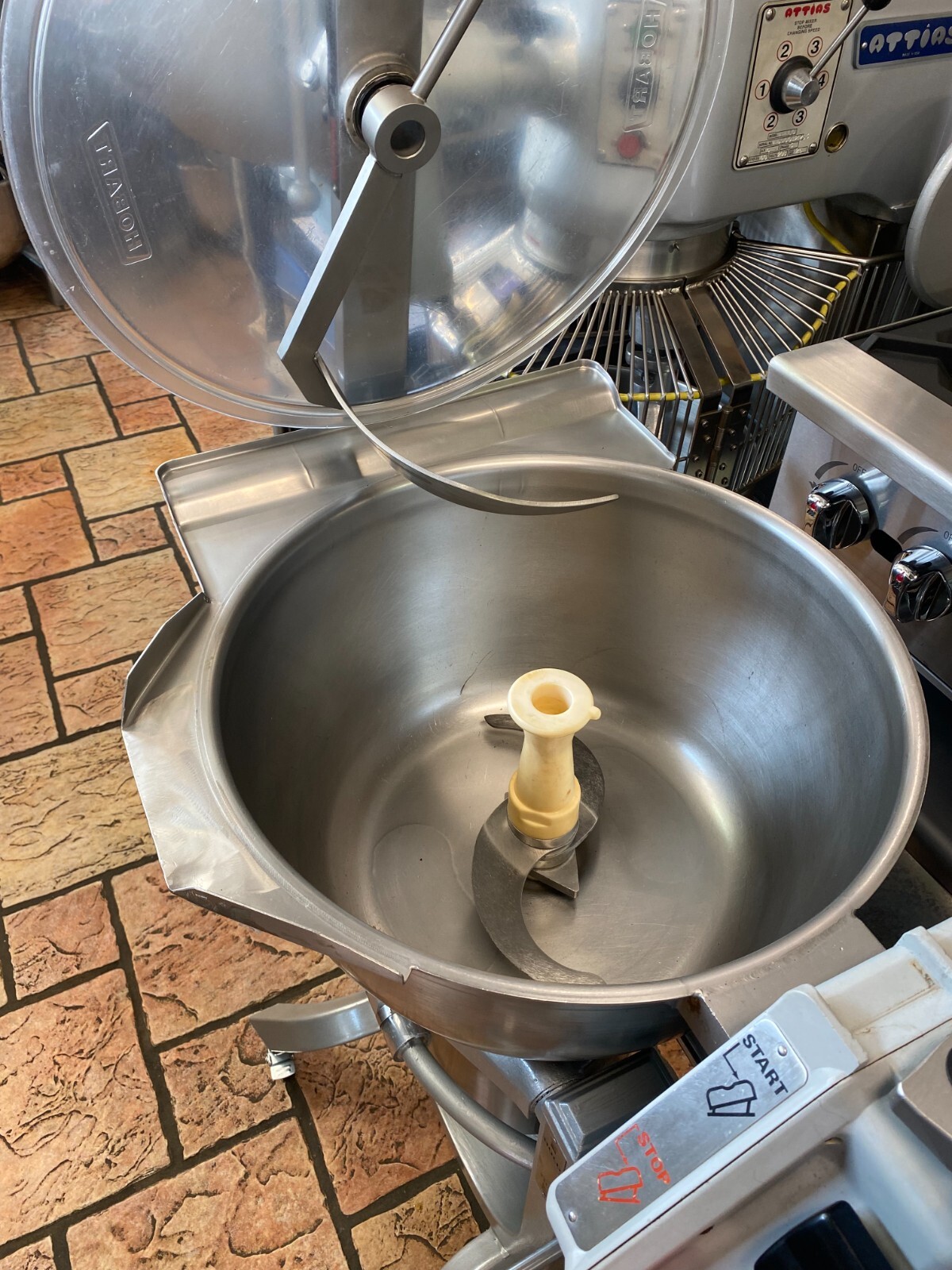 HOBART HCM 450 Mixer