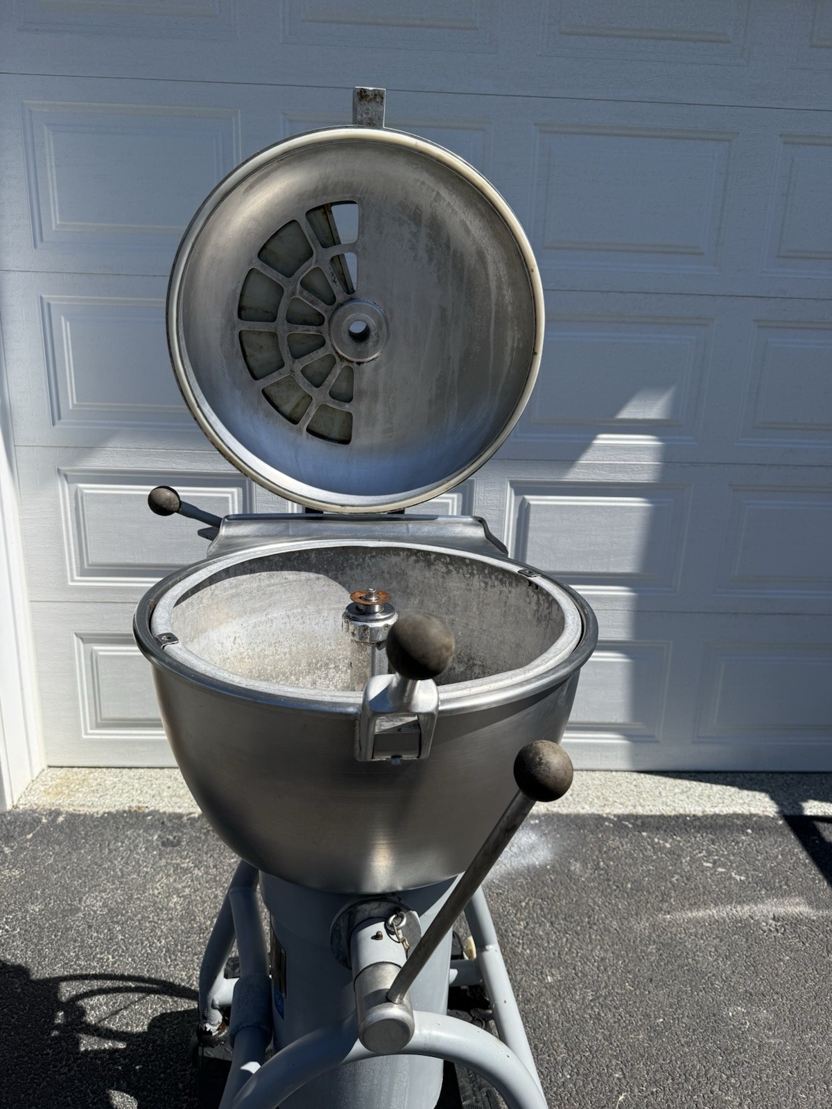 Hobart VCM-40 Vertical Tilt Cutter Mixer