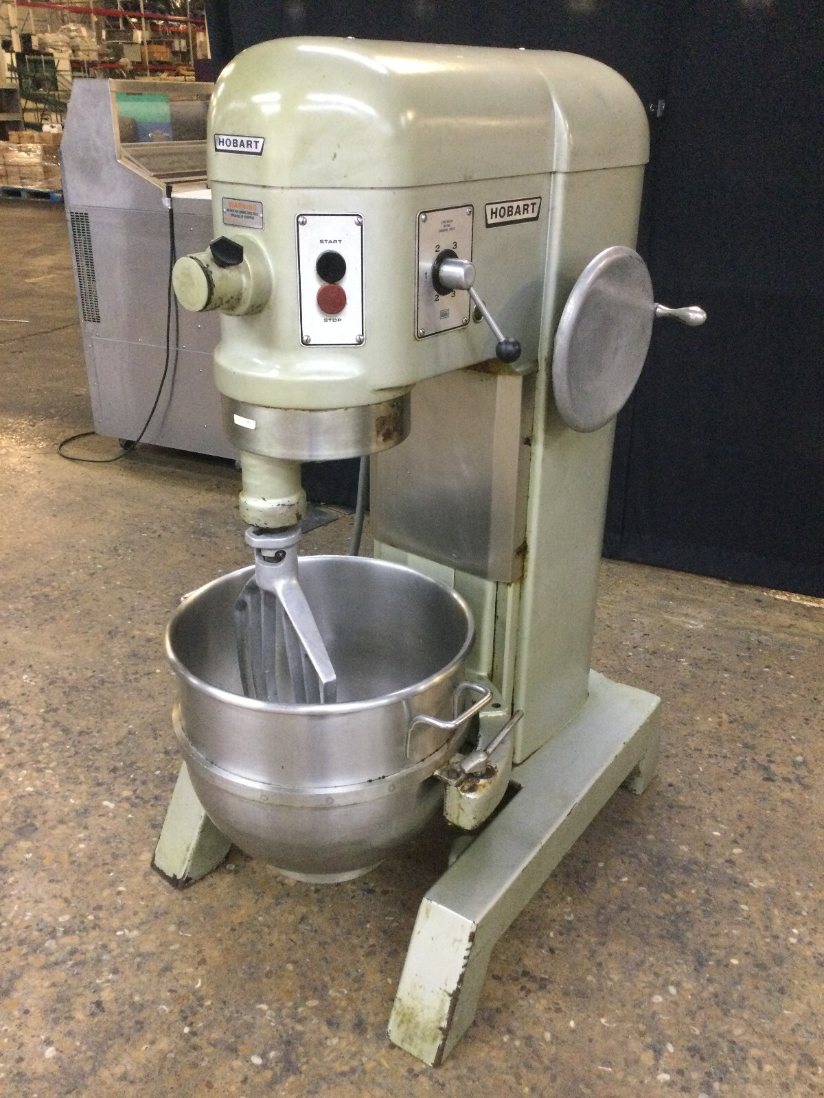 Hobart H-600, 60qt Dough Mixer With Bowl 1 Attachment