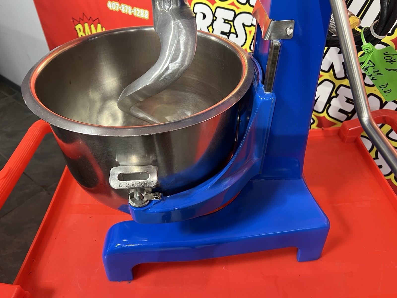 HOBART A 200 20 QT Mixer Includes Bowl & Pattle Hook & Whip 115V