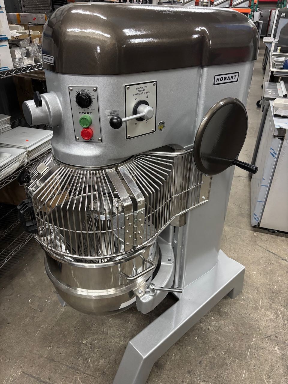 60 Quart Hobart H-600T Mixer 200V 1 Ph NEW Bowl & Attachments Qt NSF USA Bakery
