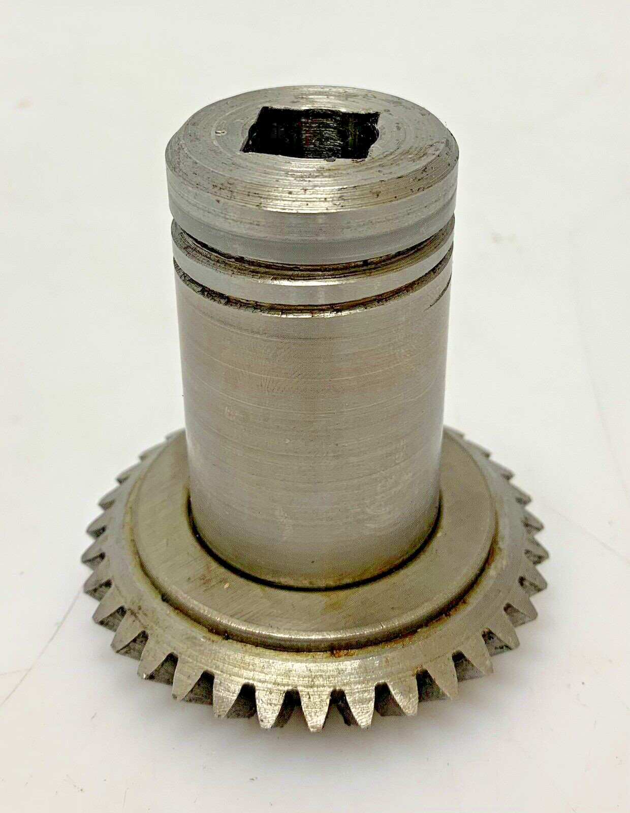 Hobart 00-435065-00002 Bevel Drive Gear And Seal Assembly