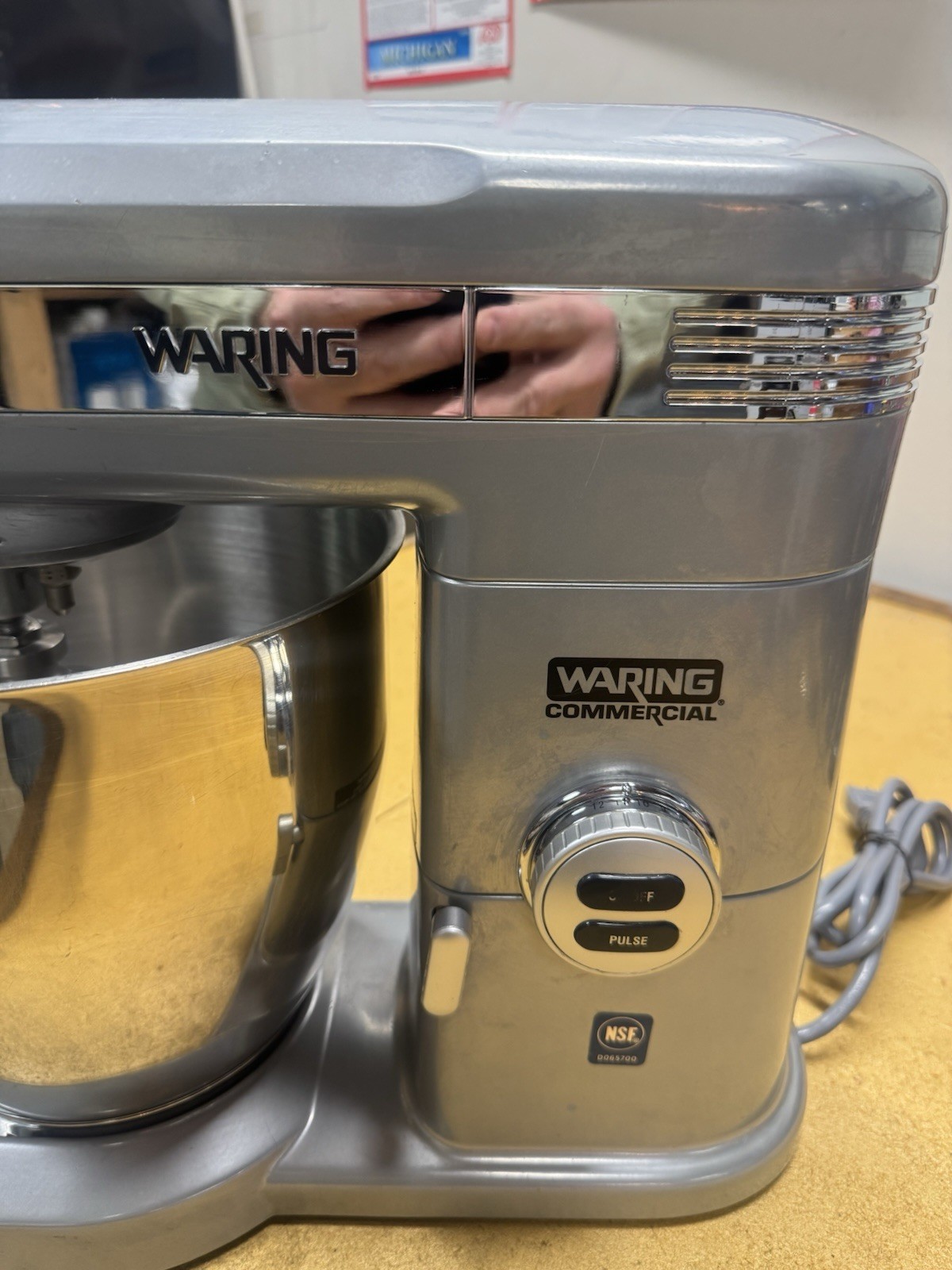 Waring Commercial 7 Quart Heavy Duty Countertop Stand Mixer – Tilt Head – WSM7Q