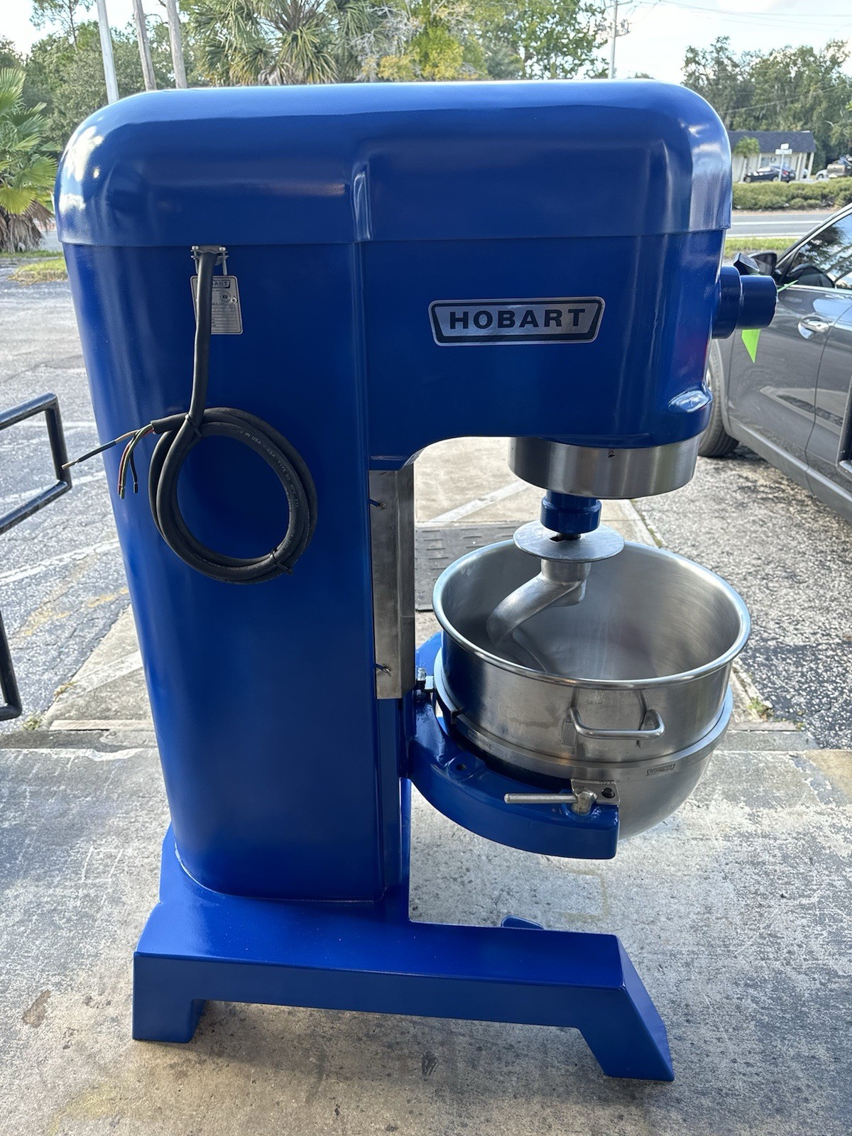 Hobart H600 60 Qt Mixer 1HP – 3Ph – 208V – Stainless Bowl & Hook- Reconditioned